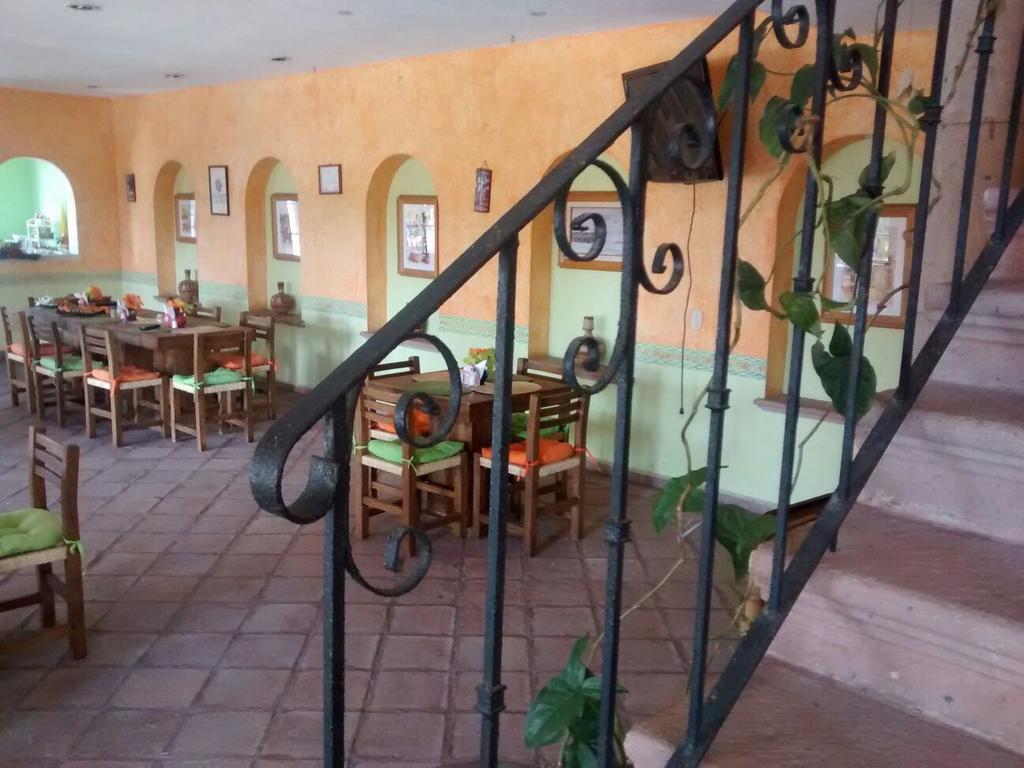 Hotel Meson Del Cortijo Huichapan エクステリア 写真