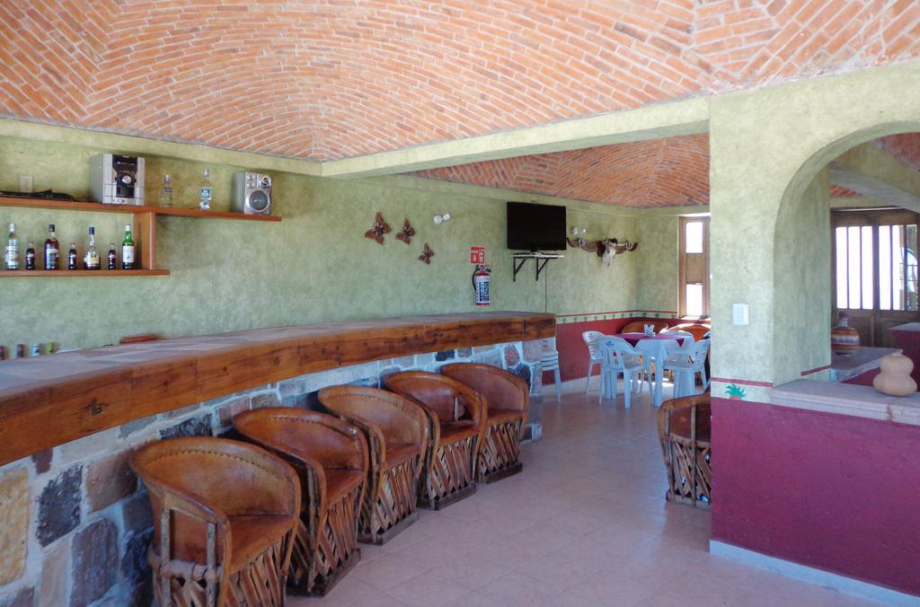 Hotel Meson Del Cortijo Huichapan エクステリア 写真